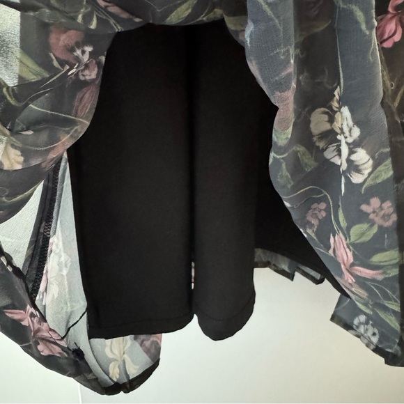 Pleated Floral Midi Skirt - Picture 6 of 7